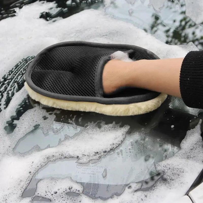 WashGuard™ Wash Mitt & Windshield Cleaning Set