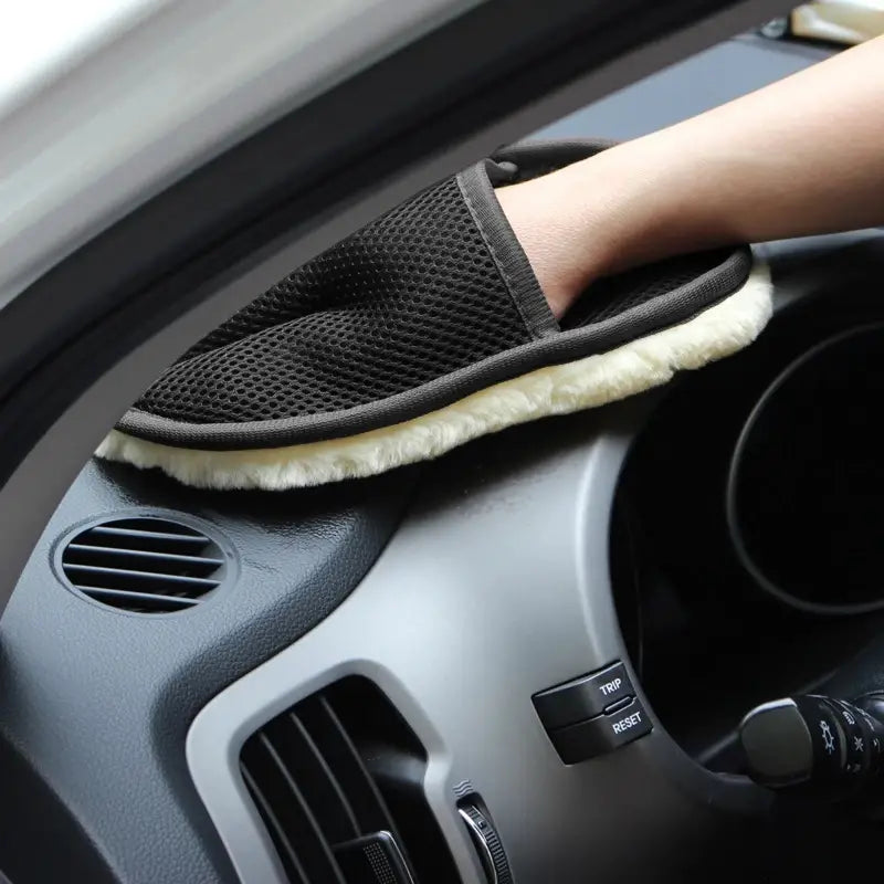 WashGuard™ Wash Mitt & Windshield Cleaning Set