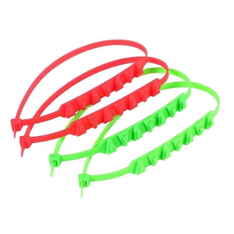 SnowGrip™ Adjustable Snow Traction Set