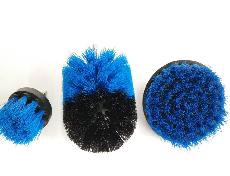 WheelPro™ 3-Piece Wheel Detailing Brush Set